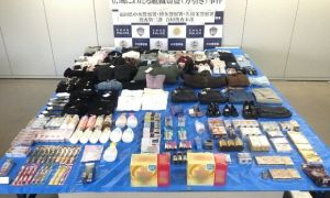 4 người Việt bị cáo buộc trộm số quần áo trị giá 135.000 USD tại Nhật