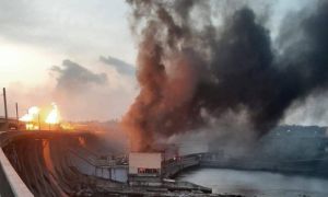 Nga tập kích phá hoại đập thủy điện lớn nhất của Ukraine