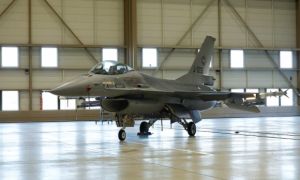 Hà Lan giao 3 máy bay F-16 để huấn luyện phi công Ukraine tại Romania